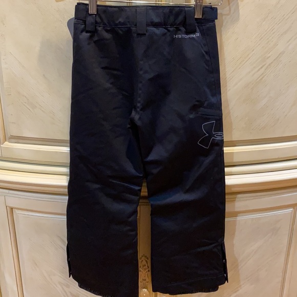 New Under Armour- insulated snow pants youth size 7 black - Picture 4 of 5